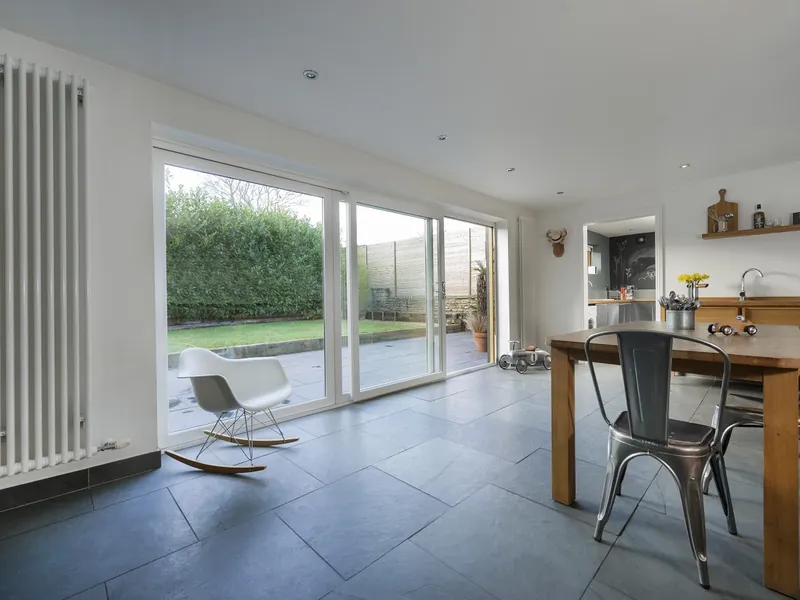 Sliding Windows — Gallery Woolwich